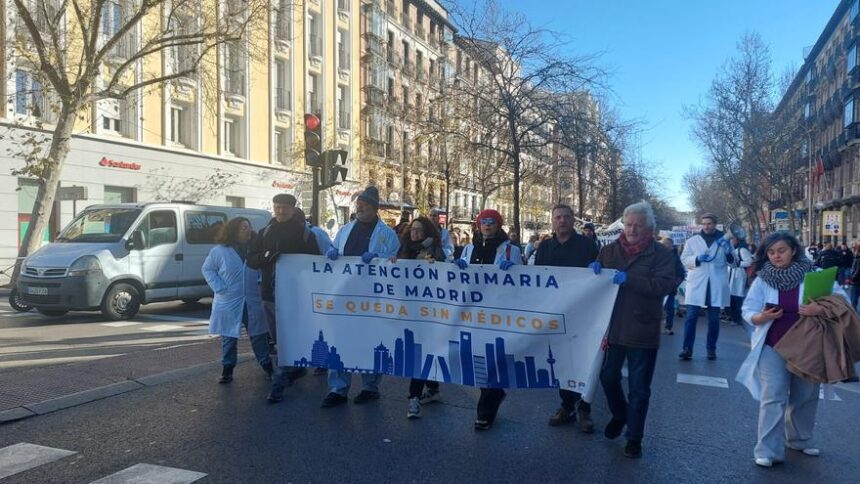 complemento-de-450-euros-al-mes,-limitacion-de-agendas-o-turnos-de-tarde:-el-preacuerdo-de-los-medicos-de-madrid