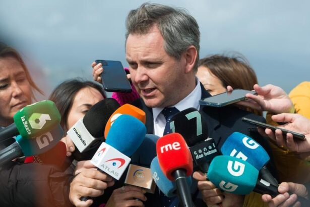 mas-dinero-para-atencion-primaria,-reforzar-a-las-enfermeras,-la-agencia-de-salud-publica…-los-deberes-del-nuevo-ministro-de-sanidad