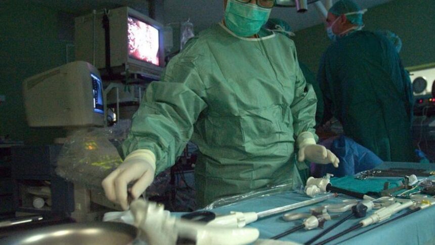 los-retos-sanitarios-tras-el-23-j:-las-listas-de-espera,-la-salud-mental-o-la-ley-antitabaco
