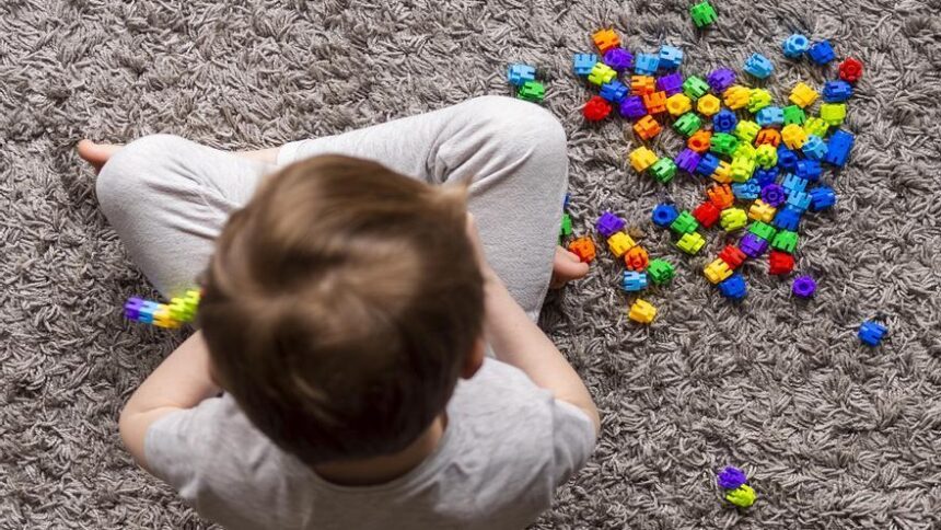 el-resurgir-de-las-pseudoterapias:-un-evento-promete-«revertir»-el-autismo-con-un-producto-ilegal