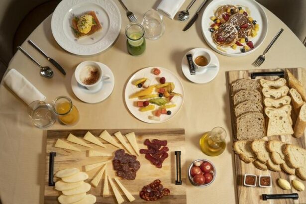 estos-son-los-alimentos-que-debes-de-evitar-por-la-manana-para-llevar-una-alimentacion-saludable