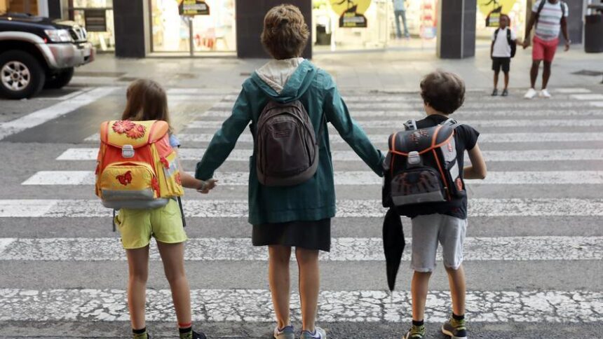 la-pobreza-azota-a-las-familias-monoparentales-encabezadas-por-mujeres