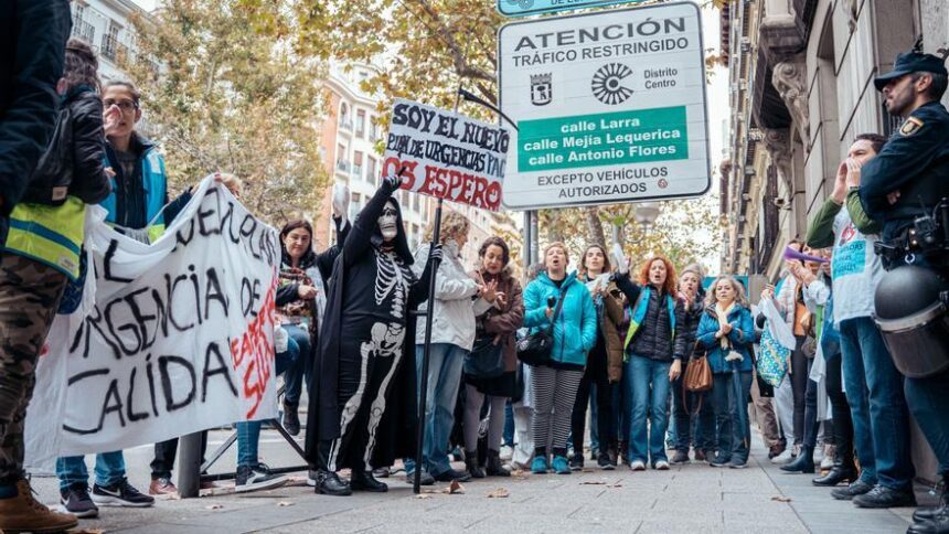 agresiones,-equipos-incompletos-y-renuncias:-un-ano-de-las-urgencias-extrahospitalarias-de-madrid
