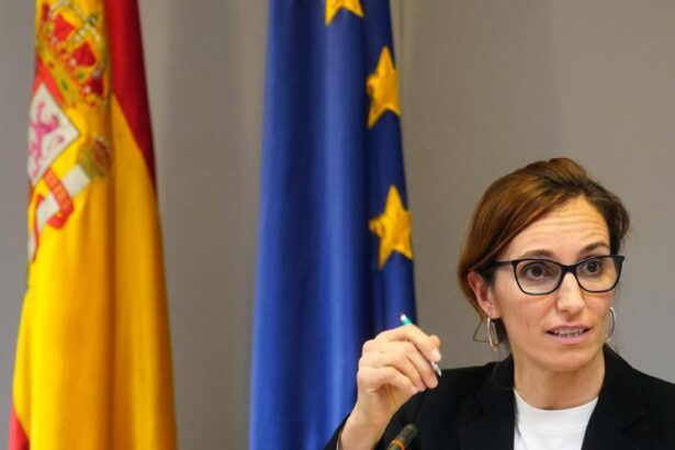 monica-garcia-avanza-que-regulara-los-vapeadores-porque-«son-la-antesala-del-tabaquismo»