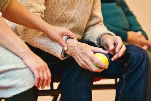 los-expertos-piden-a-monica-garcia-acelerar-una-ley-de-cuidados-paliativos-para-acabar-con-las-desigualdades-entre-comunidades
