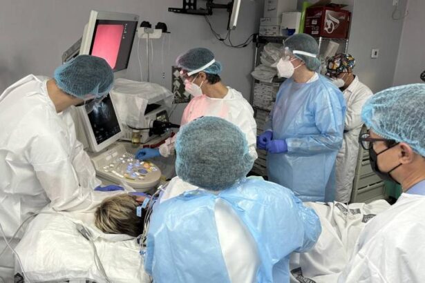 el-verano-de-2024-se-complica-en-los-hospitales-y-centros:-tutores-y-mir-alertan-de-la-posible-falta-de-medicos
