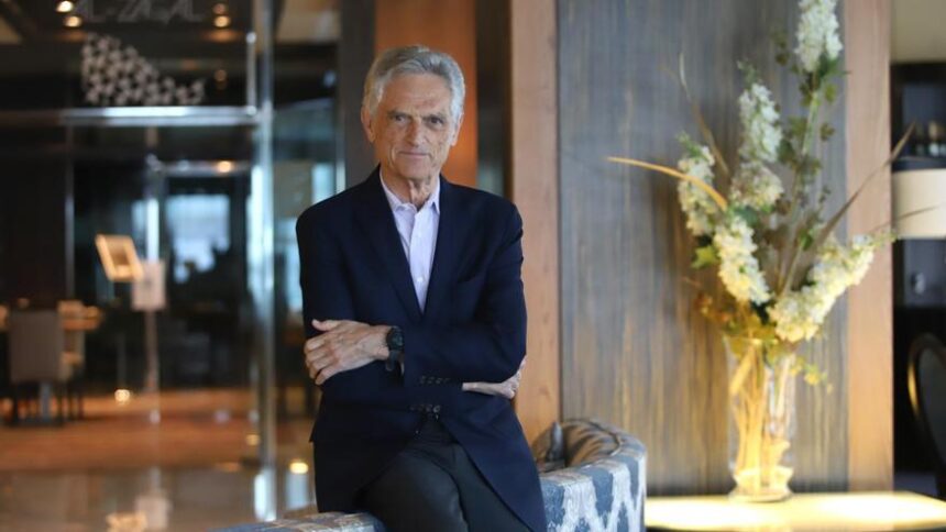 luis-rojas-marcos,-psiquiatra:-«es-fundamental-atender-la-parte-afectiva-del-paciente»