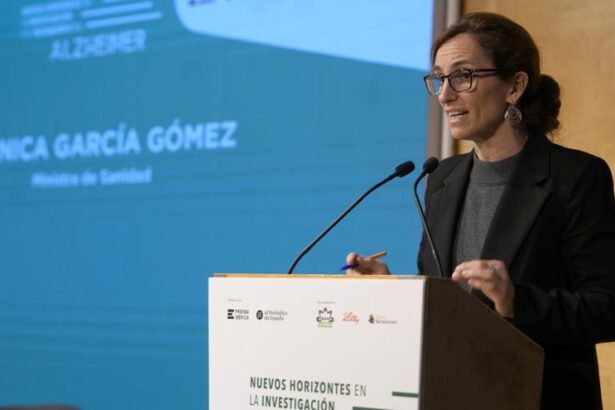monica-garcia,-ministra-de-sanidad:-«es-fundamental-el-trabajo-en-red-para-mejorar-la-calidad-de-vida-de-los-pacientes-con-alzheimer»
