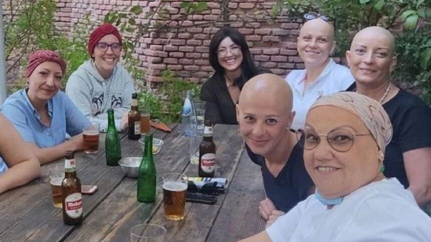 alopecia-areata:-una-campana-visibiliza-los-estragos-de-la-enfermedad-con-siluetas-de-iconicos-personajes