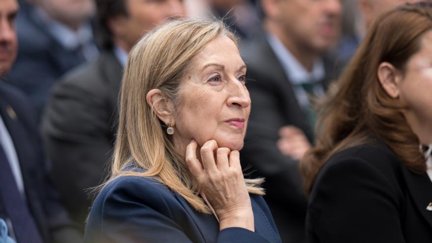 la-exministra-ana-pastor-deja-la-politica-para-presidir-una-aseguradora-de-sanitarios